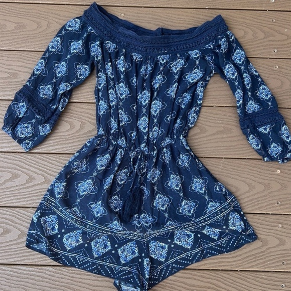Hollister blue floral off shoulder romper with tassel ties SZ S